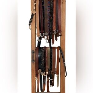 Women’s Belts, Belts and More Belts !